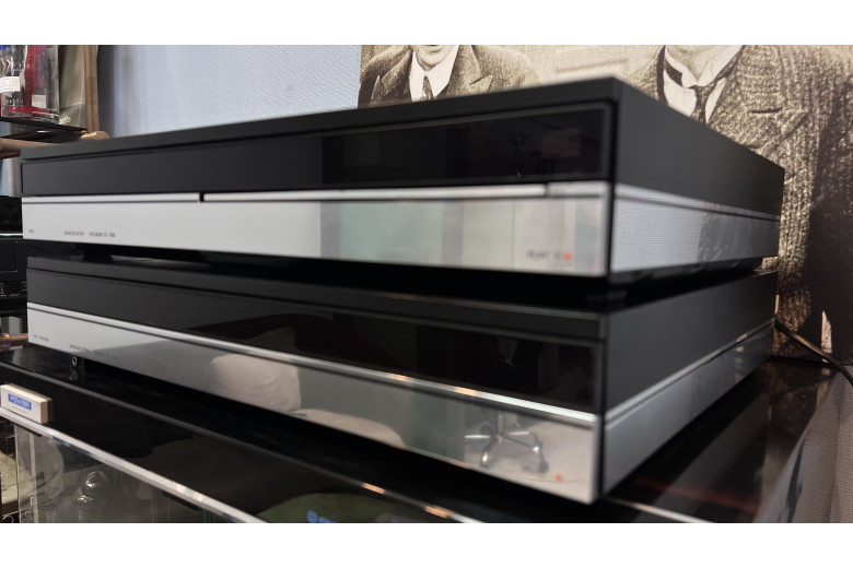 Beomaster 7000 vs Beogram CD 7000