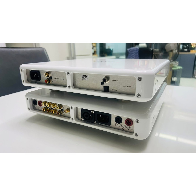 Roksan oxygene Amplifier &  CD player vs  Roksan darius S1