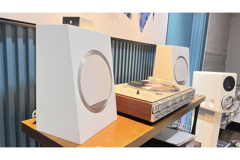 Beocenter 3500 + BeoVox 2-2 