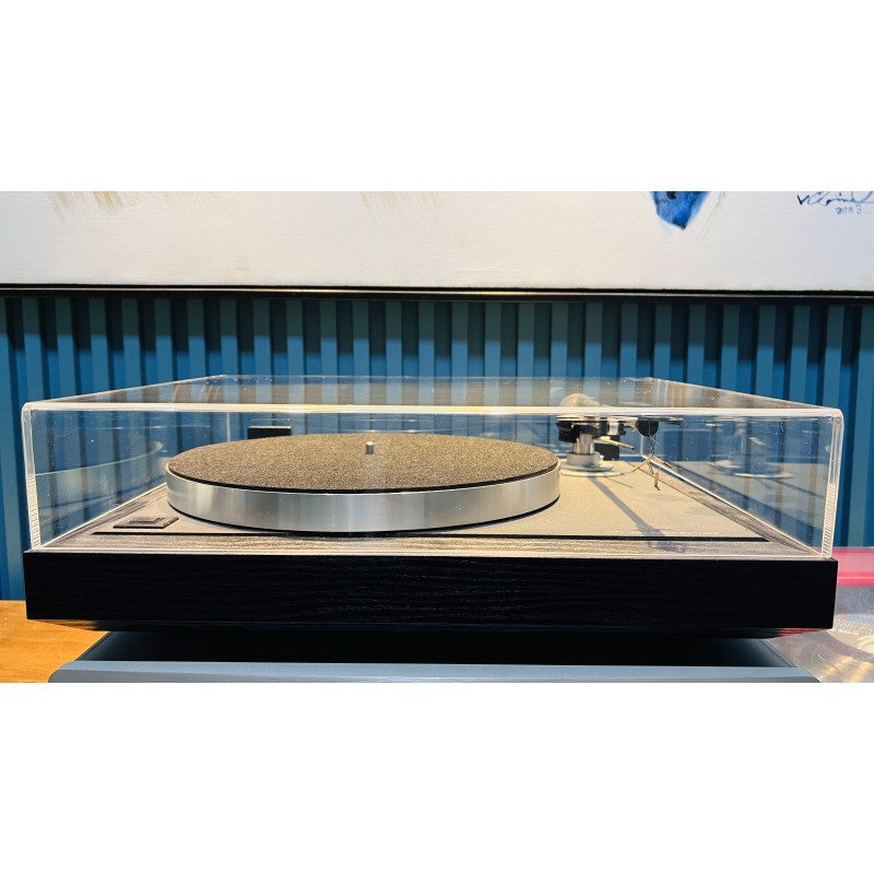 Linn axis MK2 turntable Linn axis MK2 turntable