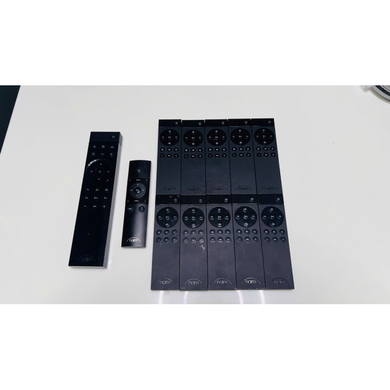 Remote Naim Mu-so và Mu-so Qb.